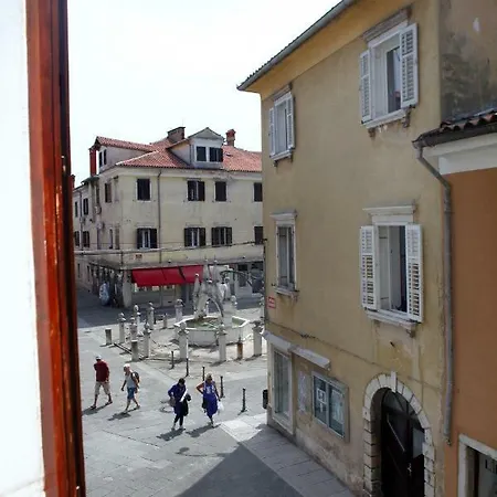 Apt. Center Mi2 Koper